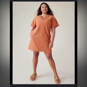 Athleta Farallon Dress size S Peach